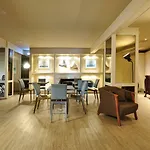 Abc Hotel